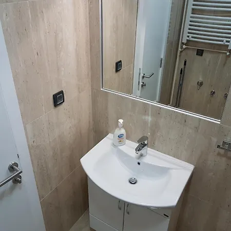 Simic 2 شقة فندقية فاليفو